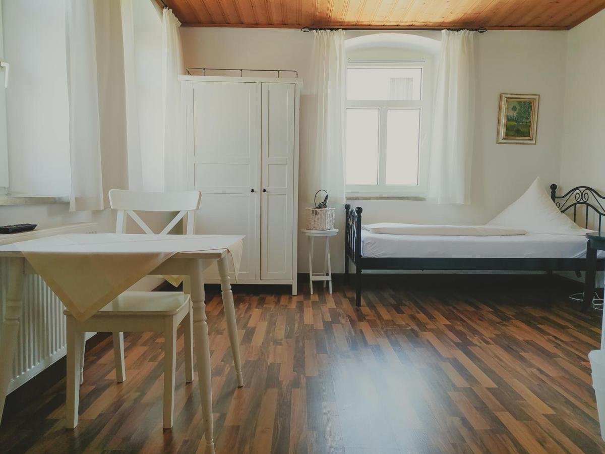 Dorfschaenke Deggendorf Hotel & Apartmenthaus & Biergarten, E-Bike-Verleih Kostenlos Szoba fotó