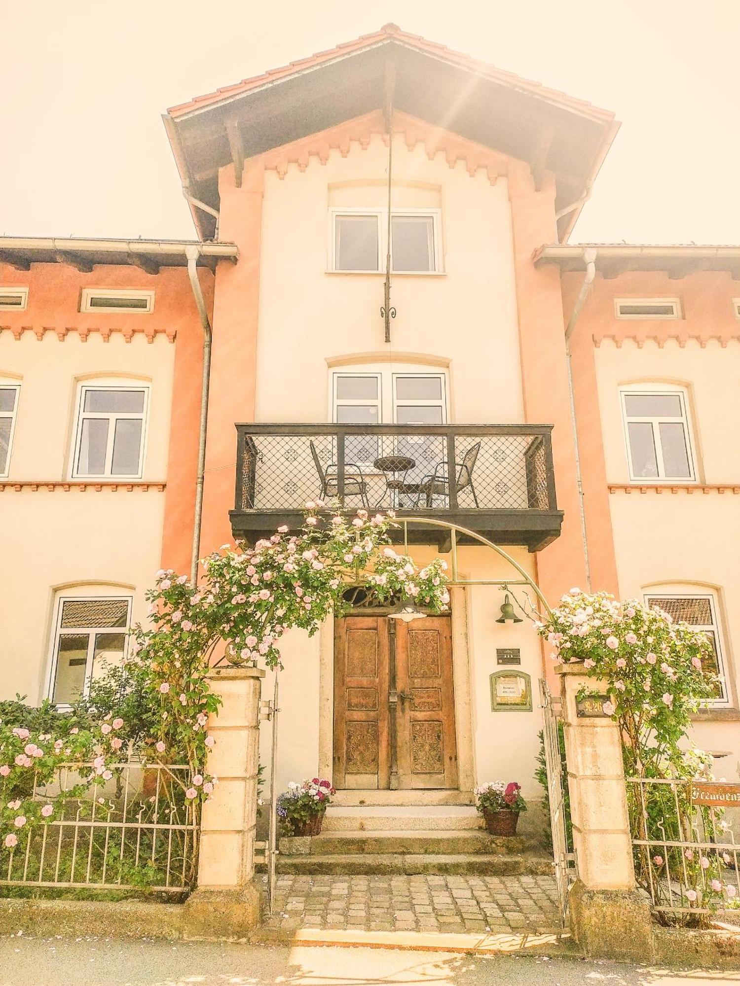 Dorfschaenke Deggendorf Hotel & Apartmenthaus & Biergarten, E-Bike-Verleih Kostenlos Kültér fotó